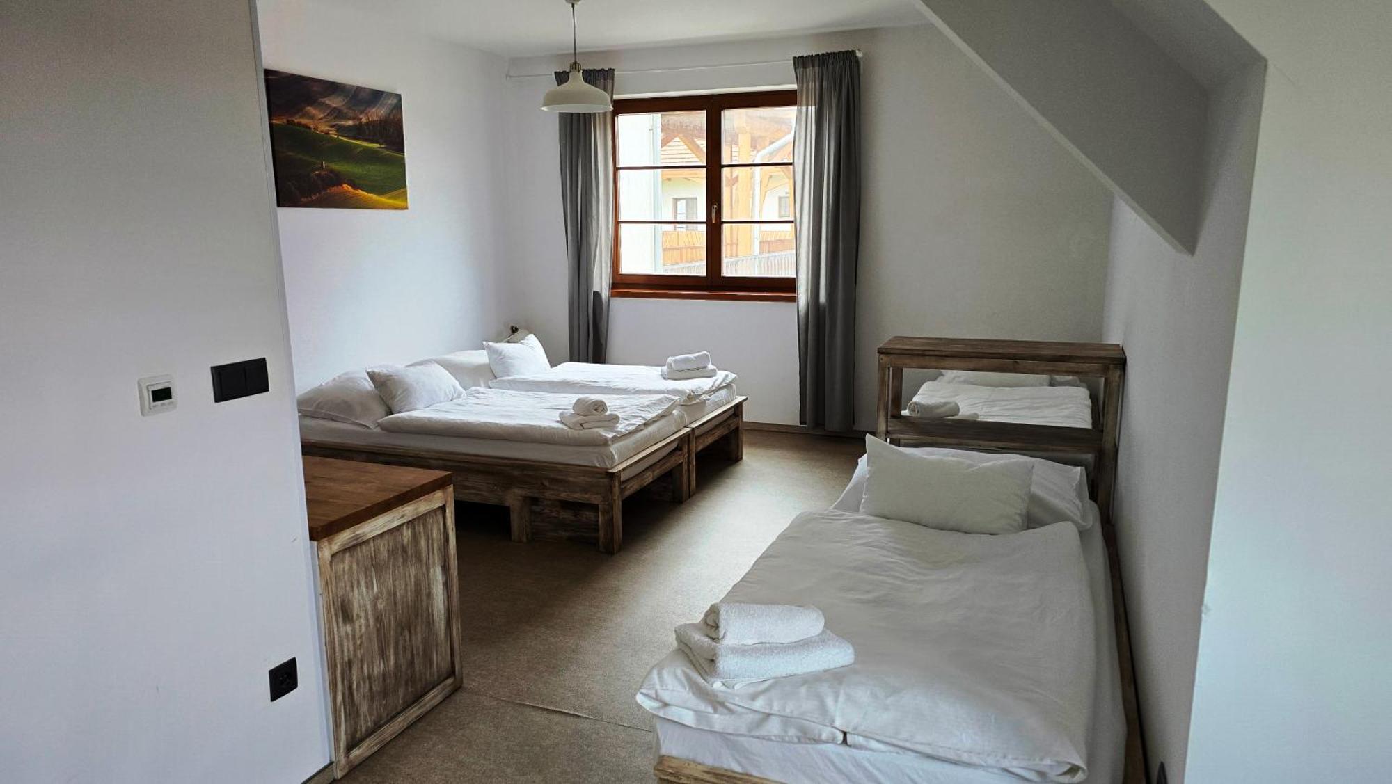 Dvur Perlova Voda Budyne nad Ohri エクステリア 写真